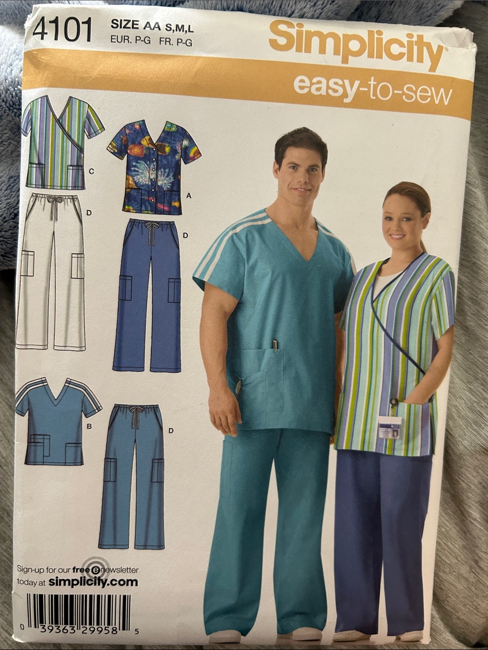 12 sewing patterns - Picture 2 of 13